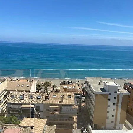 Atico Con Vistas Impresionantes * Fuengirola